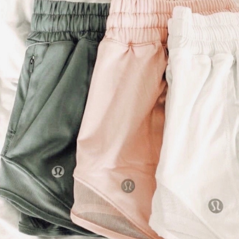 ISO:DO NOT BUY! Looking for anything lululemon or gymshark size small or 4